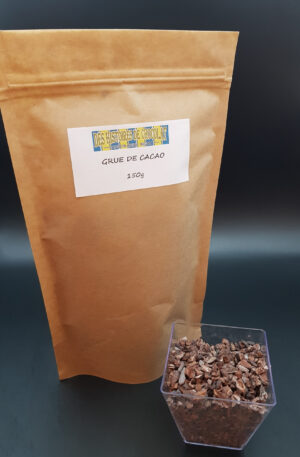 Grué de cacao, éclats de fèves de cacao torréfiées pour une saveur intense.