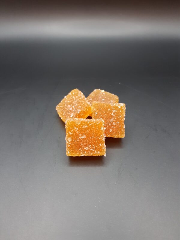 Pâte de fruit mangue passion, exotique et fruitée.